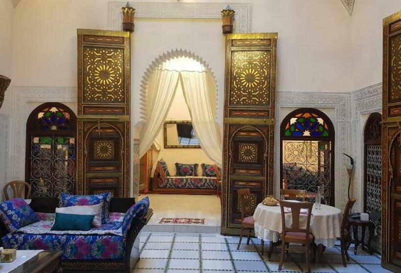 اتاق خانوادگی, Riad Alkatib Meknès
