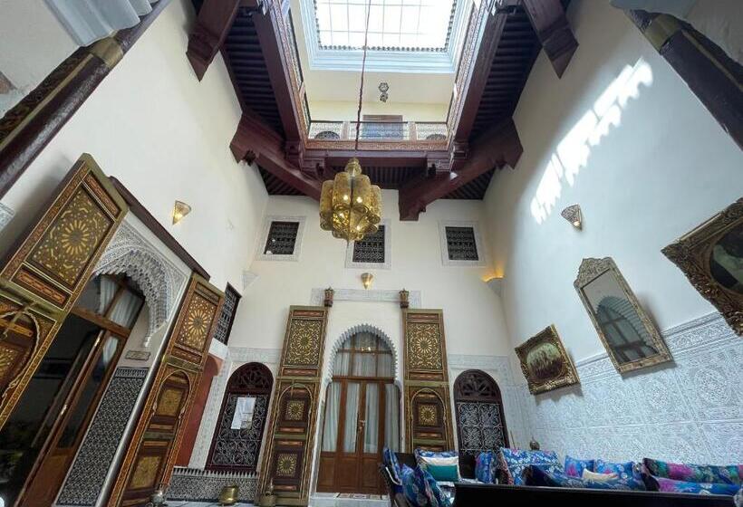 اتاق خانوادگی, Riad Alkatib Meknès