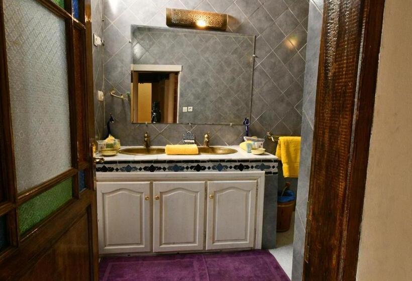 Номер Стандарт, Riad Alkatib Meknès