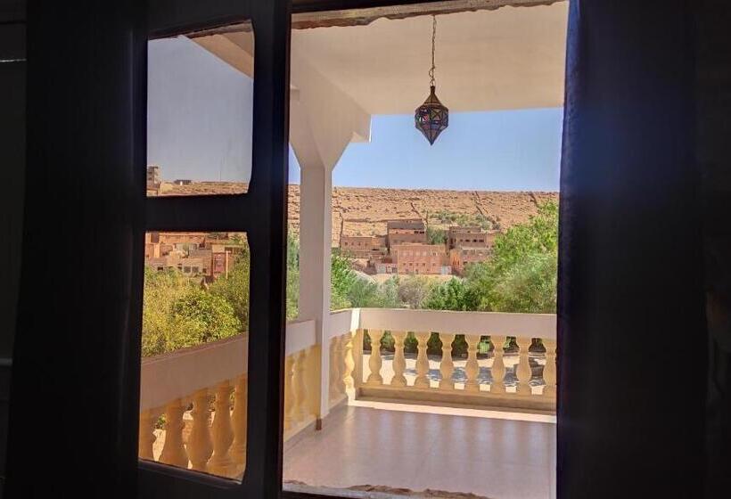 اتاق استاندارد سه تخته با چشم‌انداز باغ, Camping Le Soleil Tinghir