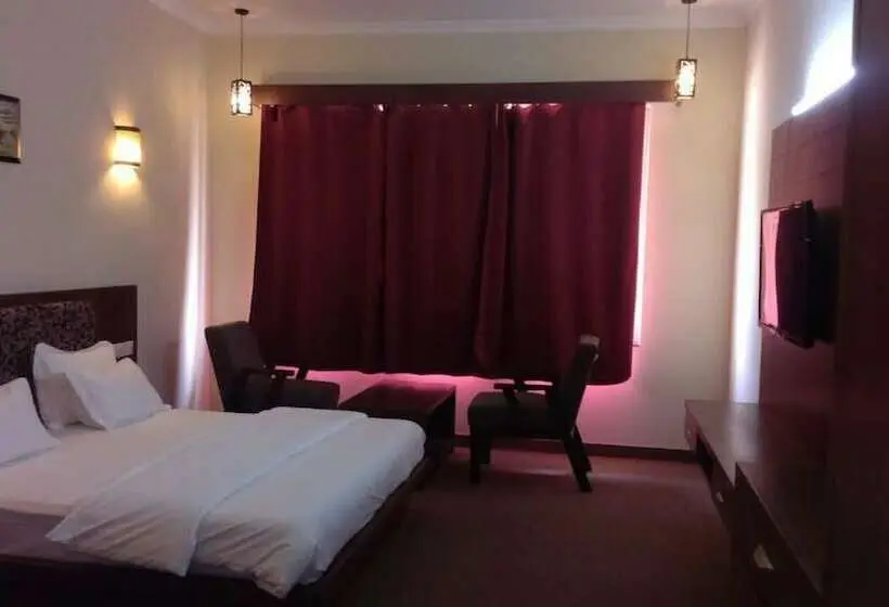 デラックスルーム, Neelkanth S Bagar Inn Resort