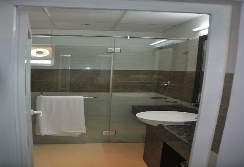 Quarto deluxe, Neelkanth S Bagar Inn Resort