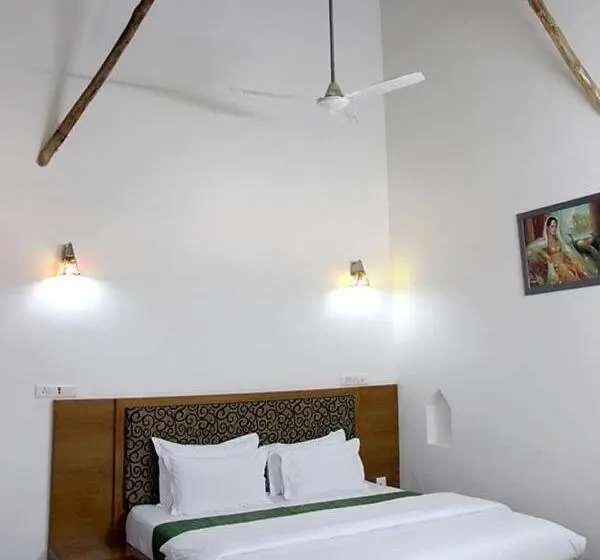 スーペリアールーム, Neelkanth S Bagar Inn Resort