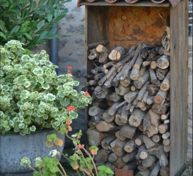 家庭套房, Demeure Du Castel