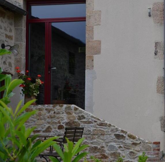 标准间, Demeure Du Castel