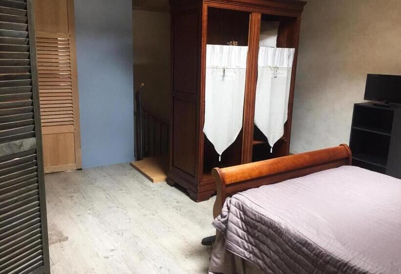 标准间, Demeure Du Castel