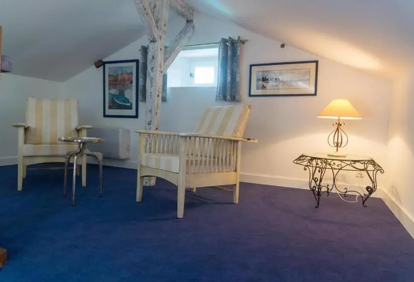 キングサイドベッドのスタンダードワンルーム, B&b Clos De Saint Maime