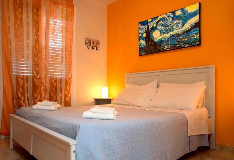 Полулюкс с Балконом, B&b Donnalina