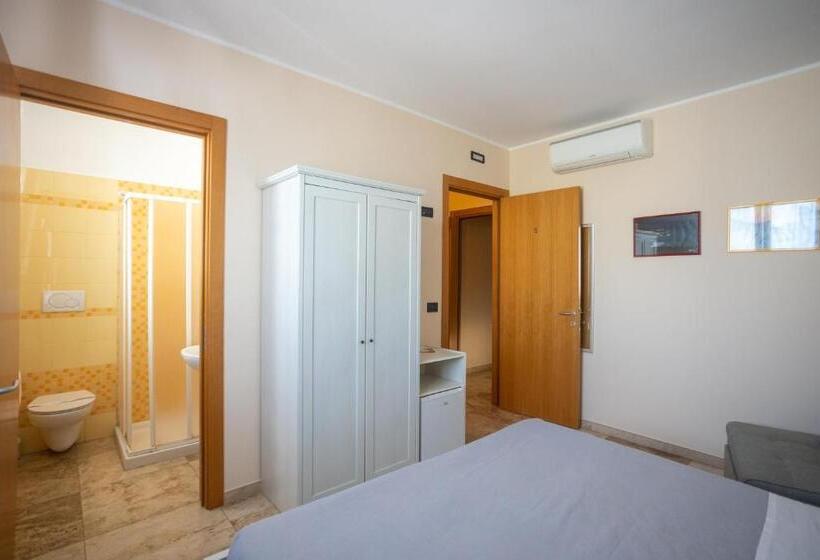 Номер Стандарт, B&b Donnalina