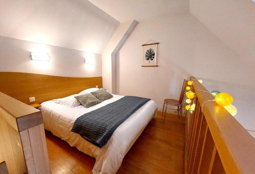 Номер Стандарт Трехместный, Auberge Des Goubelins