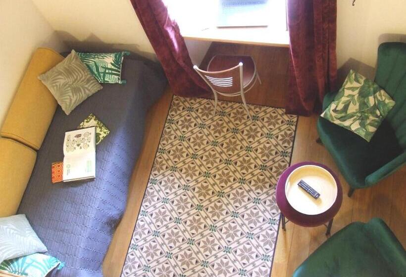 Номер Стандарт Трехместный, Auberge Des Goubelins