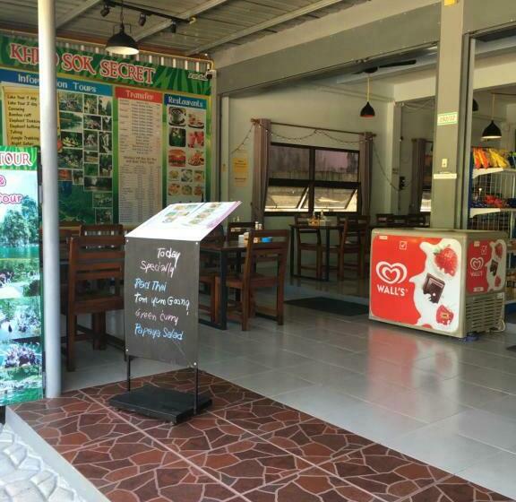 Habitació Triple Basic, Khaosok Secret Hostel