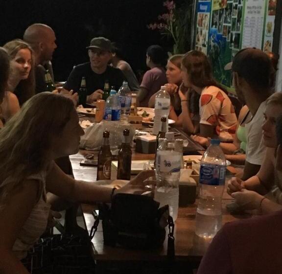 Habitació Triple Basic, Khaosok Secret Hostel