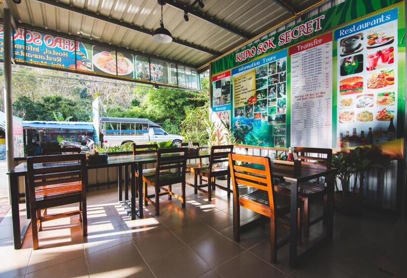 Habitació Triple Basic, Khaosok Secret Hostel