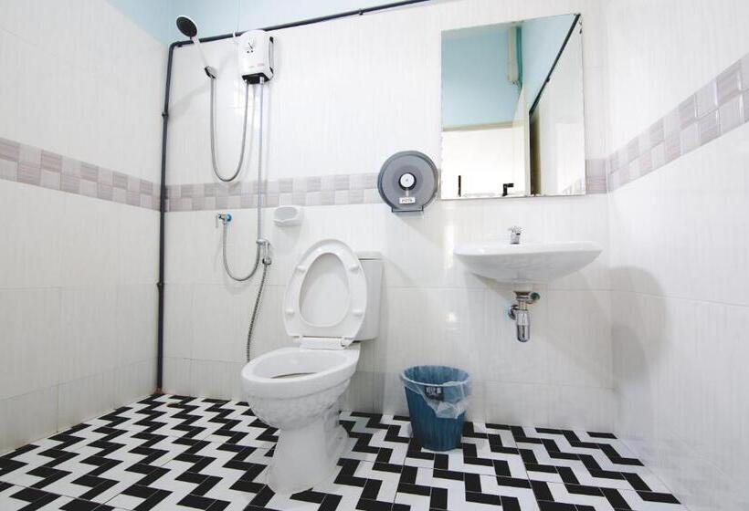 Habitació Triple Basic, Khaosok Secret Hostel