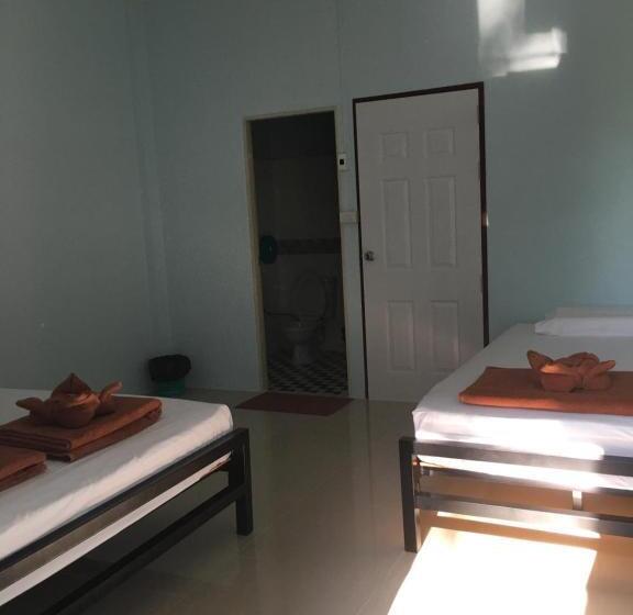 Habitació Triple Basic, Khaosok Secret Hostel