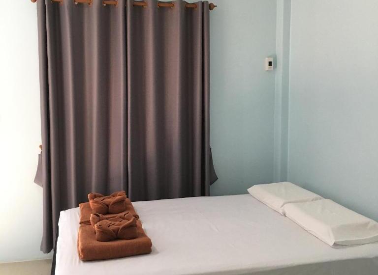 Habitació Triple Basic, Khaosok Secret Hostel