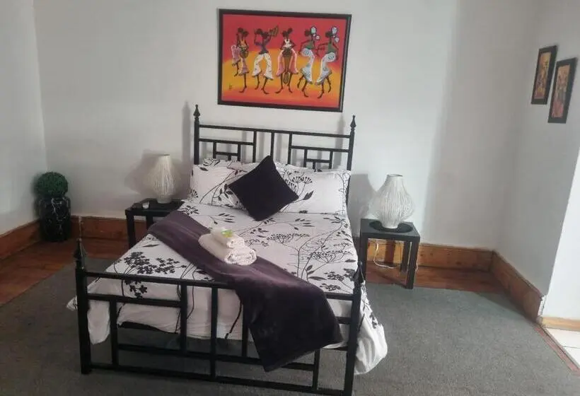 Perhehuone, Sondela Bed And Breakfast