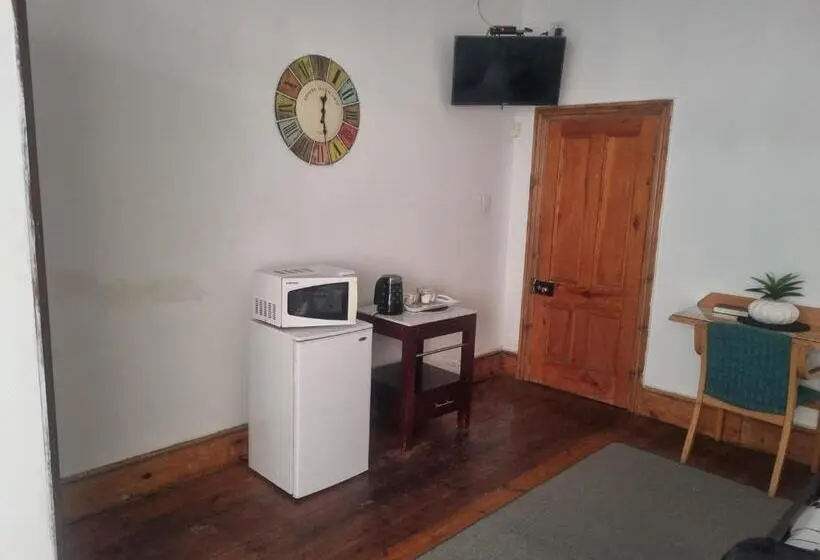 Perhehuone, Sondela Bed And Breakfast