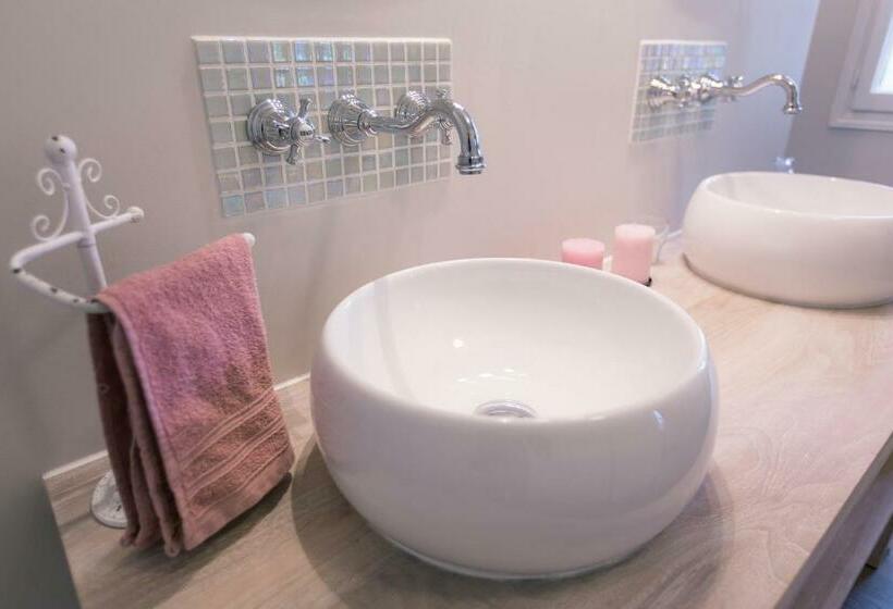 סוויטה, Le Vallon De Guerry