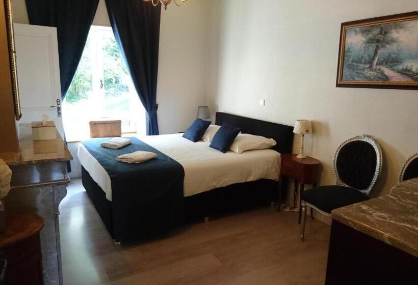 标准间, Château De L Aviette