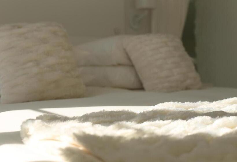 חדר דלוקס, Les Reves De Flamboin