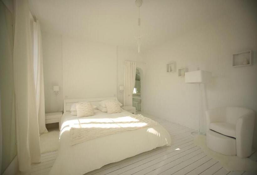 חדר דלוקס, Les Reves De Flamboin