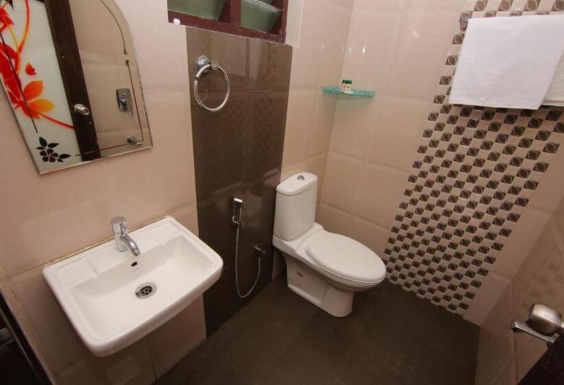 Quarto superior, Pine Tree Munnar