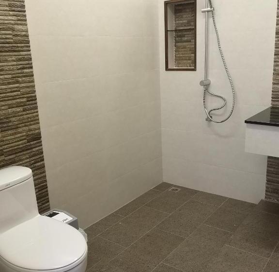 스탠다드 룸 킹사이즈 침대, Sleep Soundly By The Sea