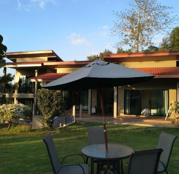 스탠다드 룸 킹사이즈 침대, Sleep Soundly By The Sea