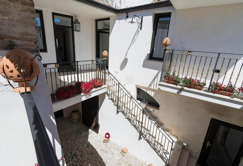 Семейный Номер, Residenza La Nivera