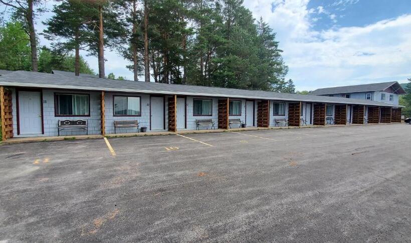 스탠다드 룸 호수 전망, Fair Isle Motel