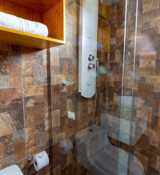 اتاق استاندارد سه نفره, Life Hotel Valle Sagrado