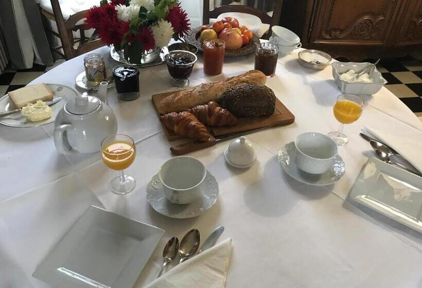 Номер Стандарт Вид на Сад, Chateau De Sury