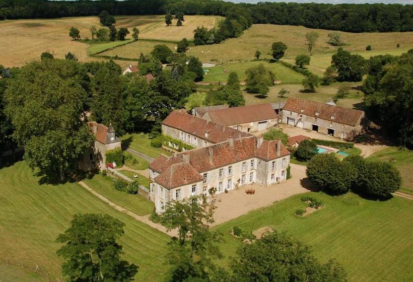 Номер Стандарт, Chateau De Sury