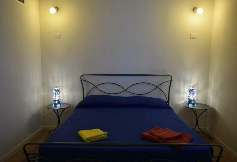 标准间, Ostello Castello Mina Della Scala