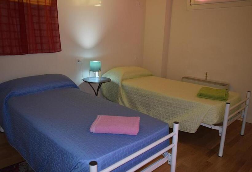 标准间, Ostello Castello Mina Della Scala