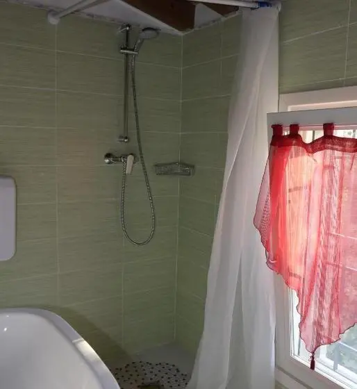 Standard room with outdoor bath, Ostello Castello Mina Della Scala
