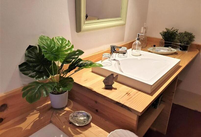 수피리어 룸, Ombre Rose