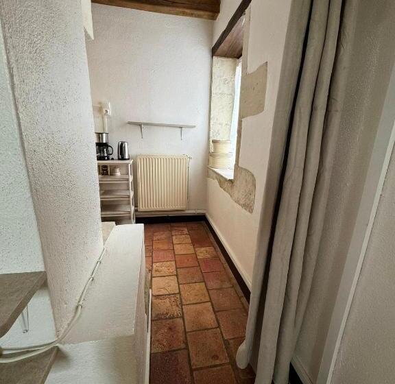 スタンダードスタジオ, Domaine Beauséjour