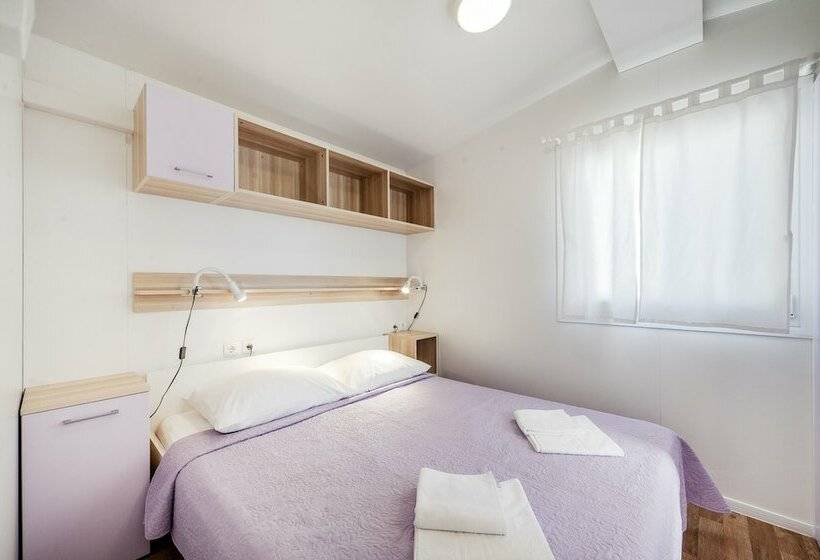 Дом 2 Спальни, Olive Garden Camp Resort