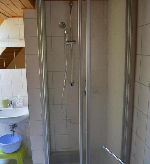 غرفة قياسية, Gaststätte Zum Fährmann