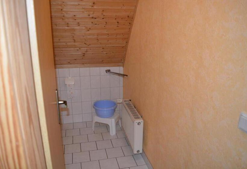 غرفة أساسية, Gaststätte Zum Fährmann