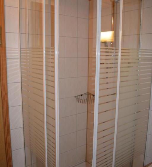 غرفة أساسية, Gaststätte Zum Fährmann