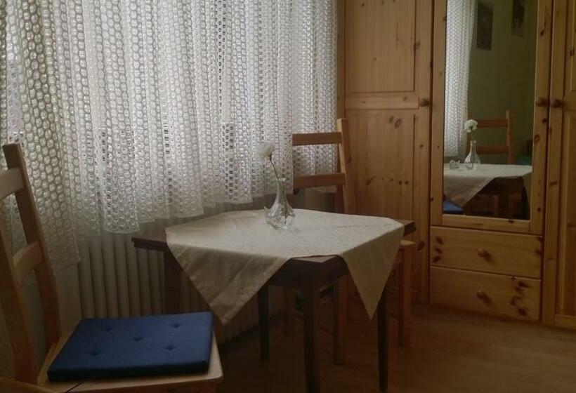 Номер Стандарт, Gästehaus Burgwald Trekking