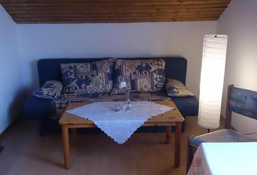 Номер Стандарт Трехместный, Gästehaus Burgwald Trekking