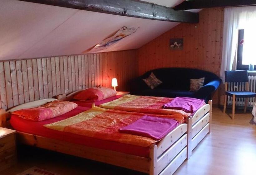 Четырехместный Номер Стандарт, Gästehaus Burgwald Trekking