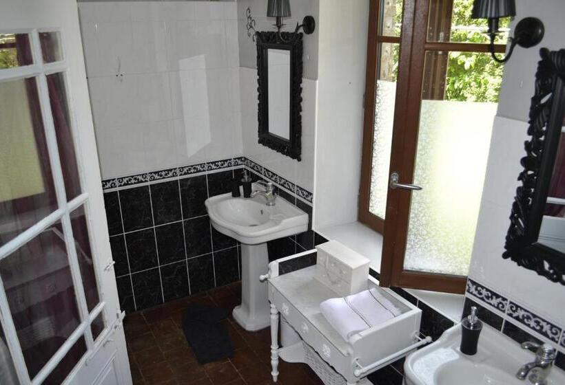 Номер Стандарт, La Grenouillere