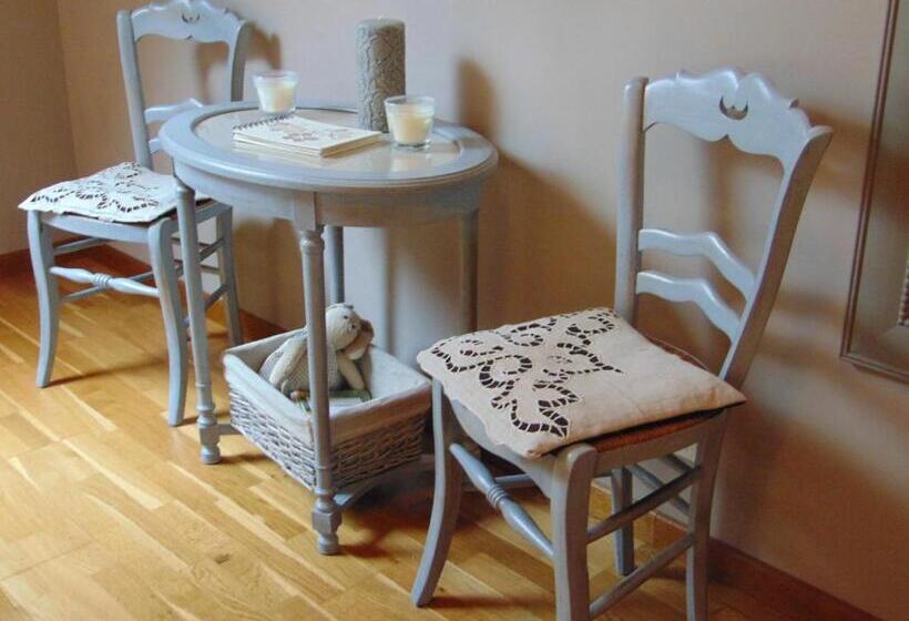 Дом 2 Спальни, La Grenouillere