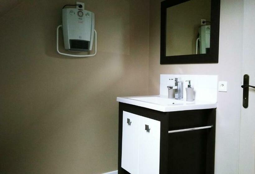 Номер Стандарт, La Grenouillere